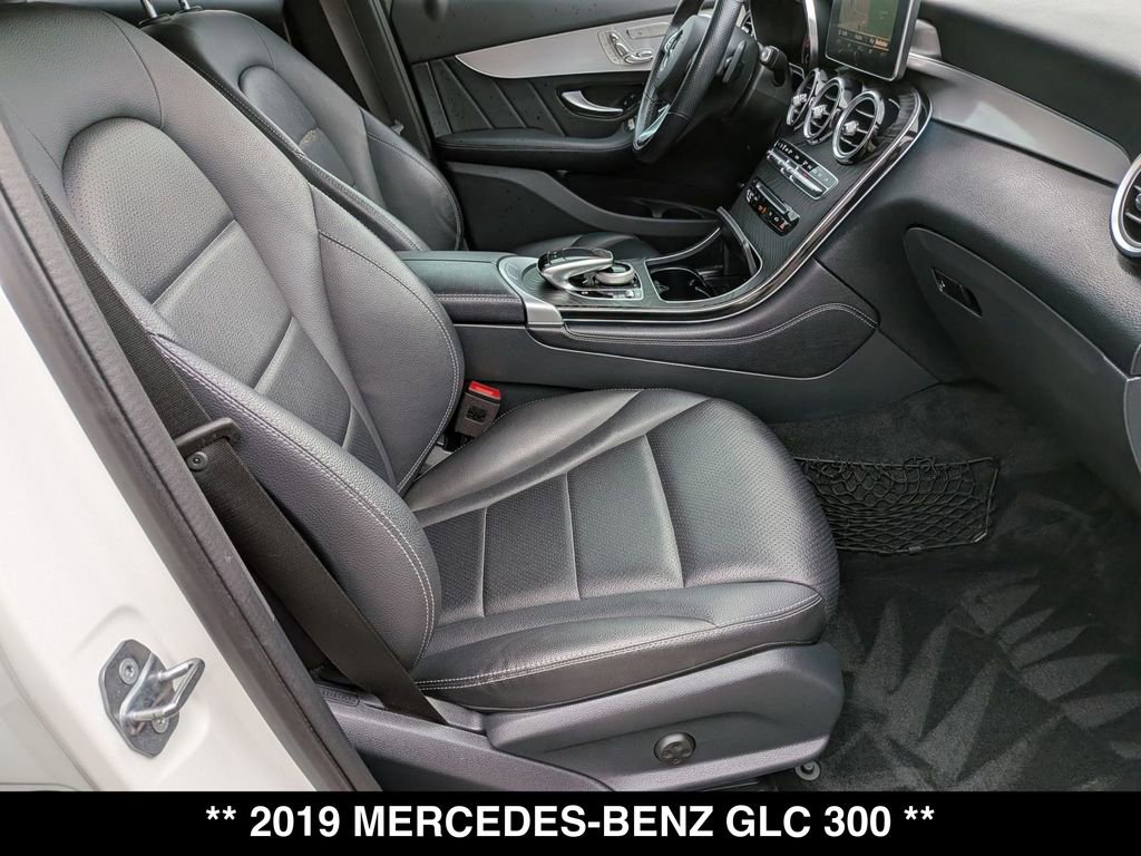 Used 2019 Mercedes-Benz GLC 300 4MATIC Coupe image 27
