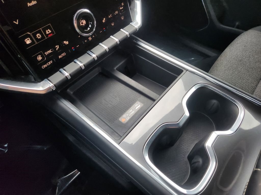Used 2025 GMC Acadia Elevation FWD image 22