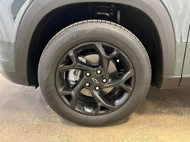 New 2026 Chevrolet Trax LT w/ Driver Confidence Package FWD image 29