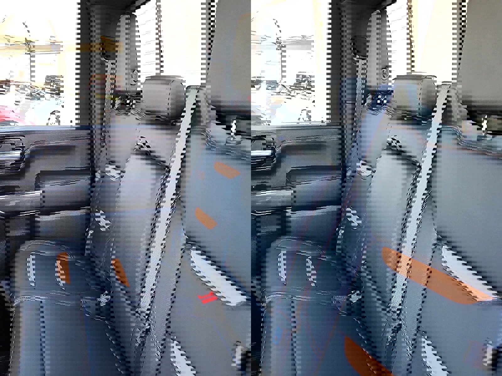 Used 2021 GMC Sierra 2500 AT4 w/ AT4 Premium Plus Package image 11