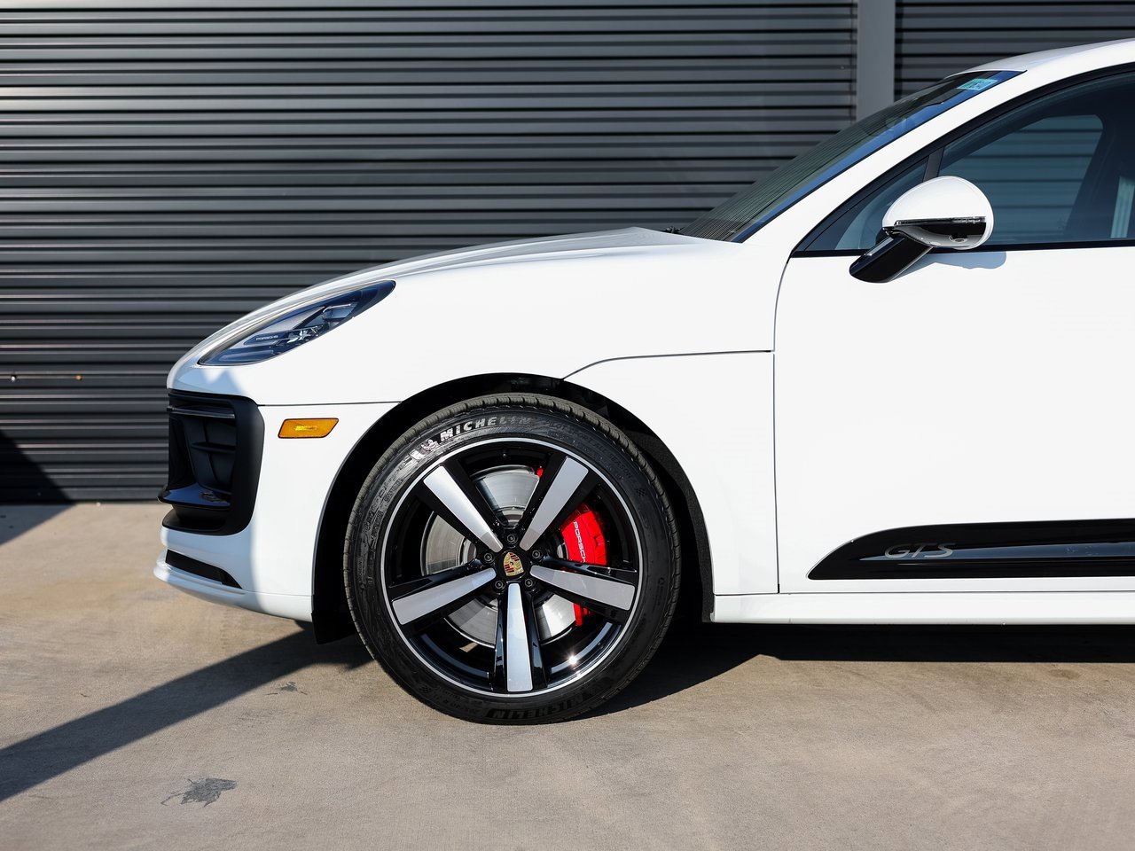 New 2026 Porsche Macan GTS image 11