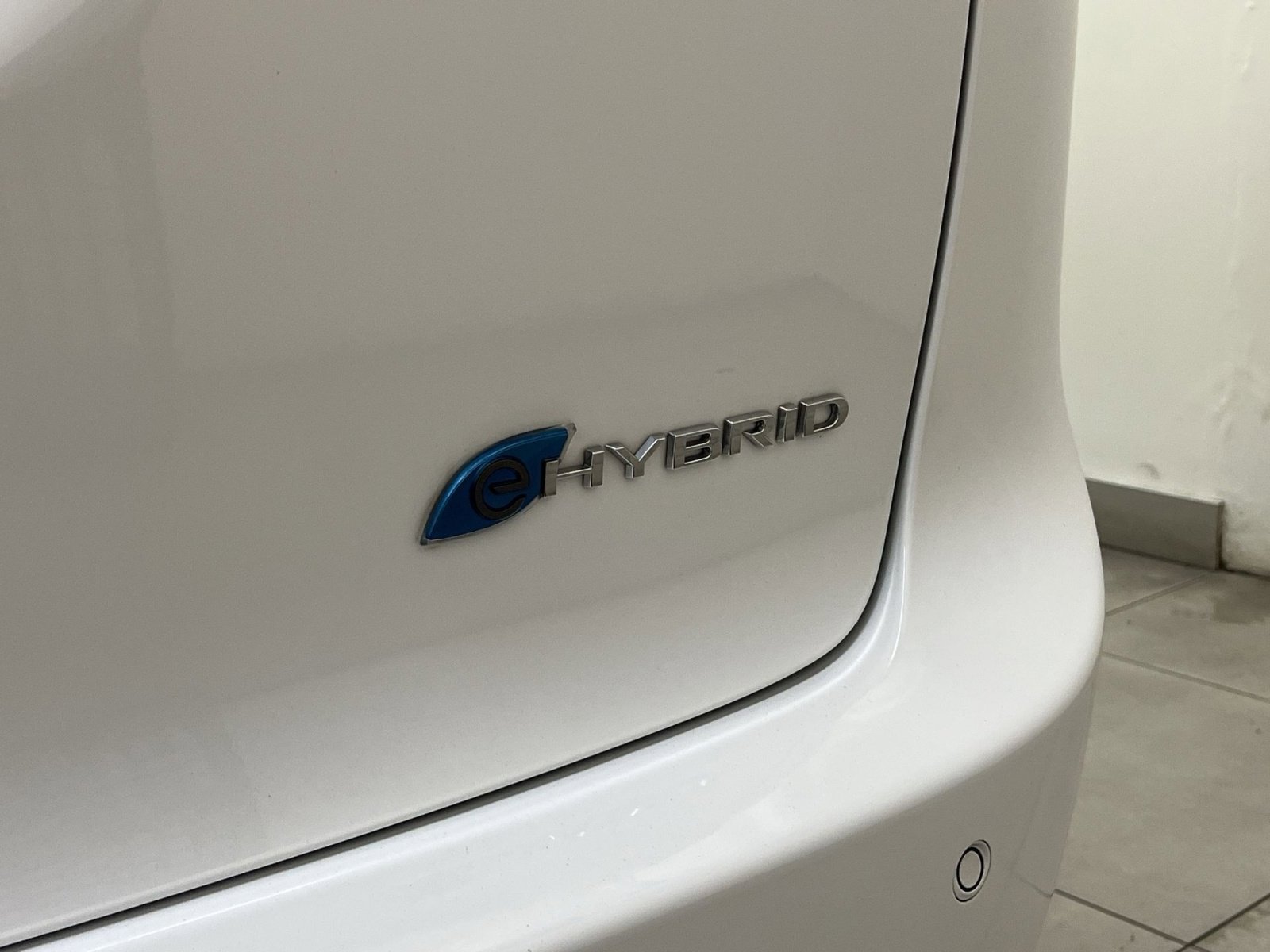 Used 2023 Chrysler Pacifica Limited image 32