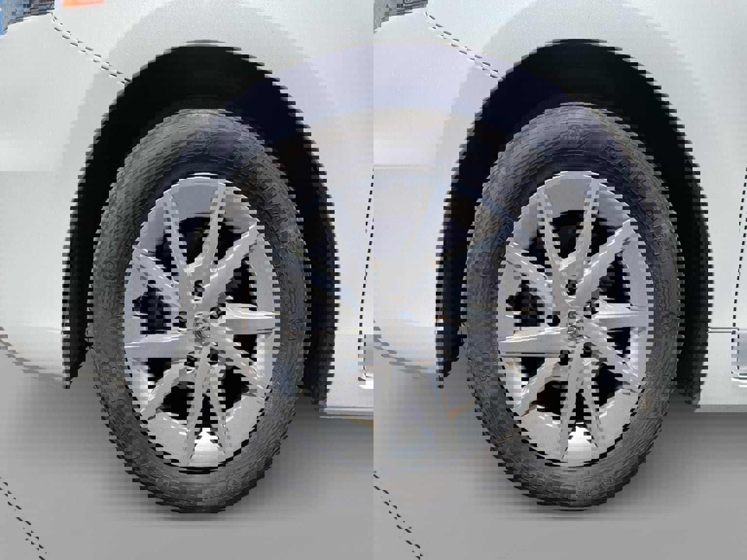 Used 2013 Toyota Prius V Two FWD image 9