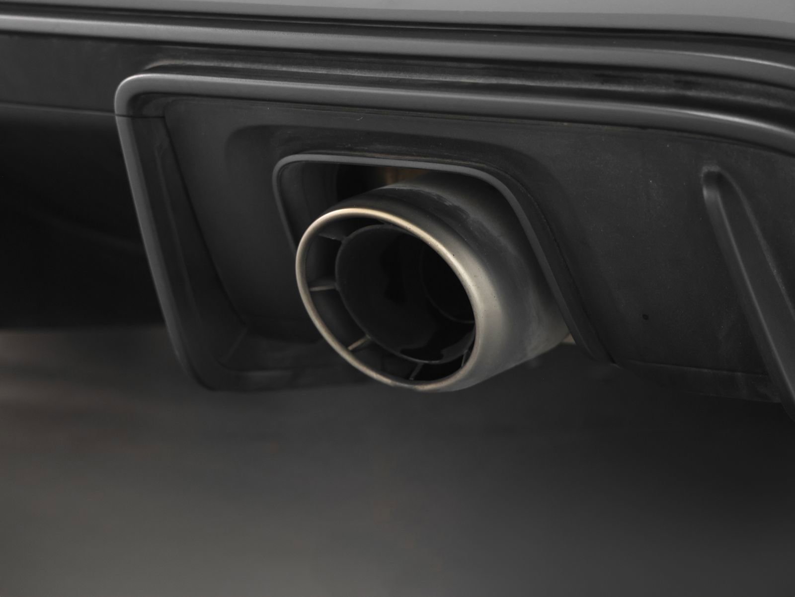 Certified 2023 Porsche 718 Cayman GT4 RS image 35