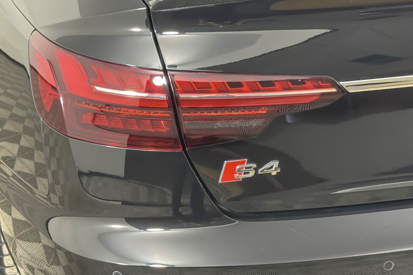 Used 2023 Audi S4 Premium Plus w/ Premium Plus Package AWD/4WD image 26
