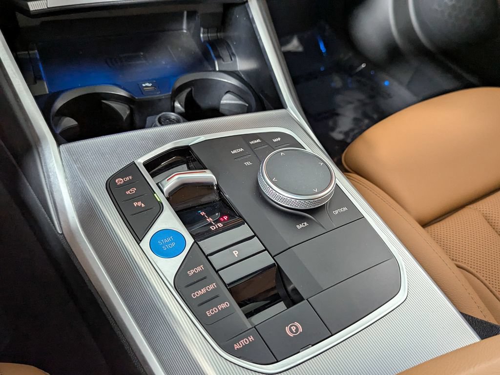 Certified 2023 BMW i4 eDrive35 w/ Premium Package RWD image 31