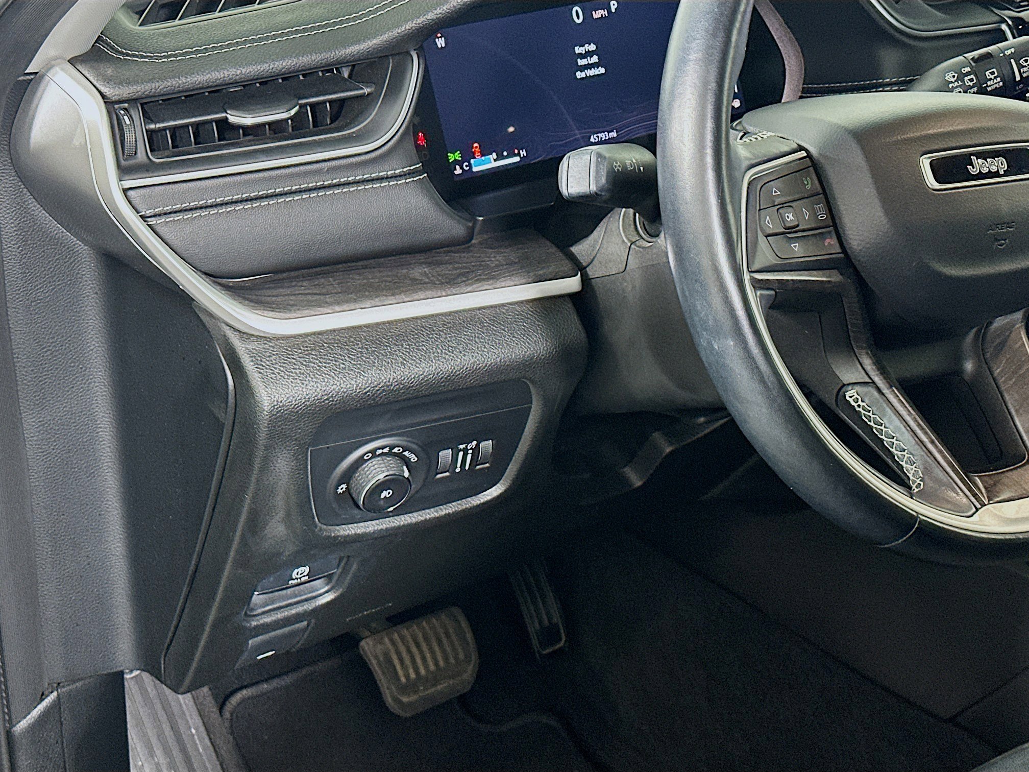 Used 2021 Jeep Grand Cherokee L Limited image 17