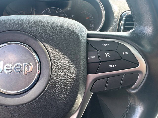 Used 2020 Jeep Grand Cherokee Altitude AWD/4WD image 35