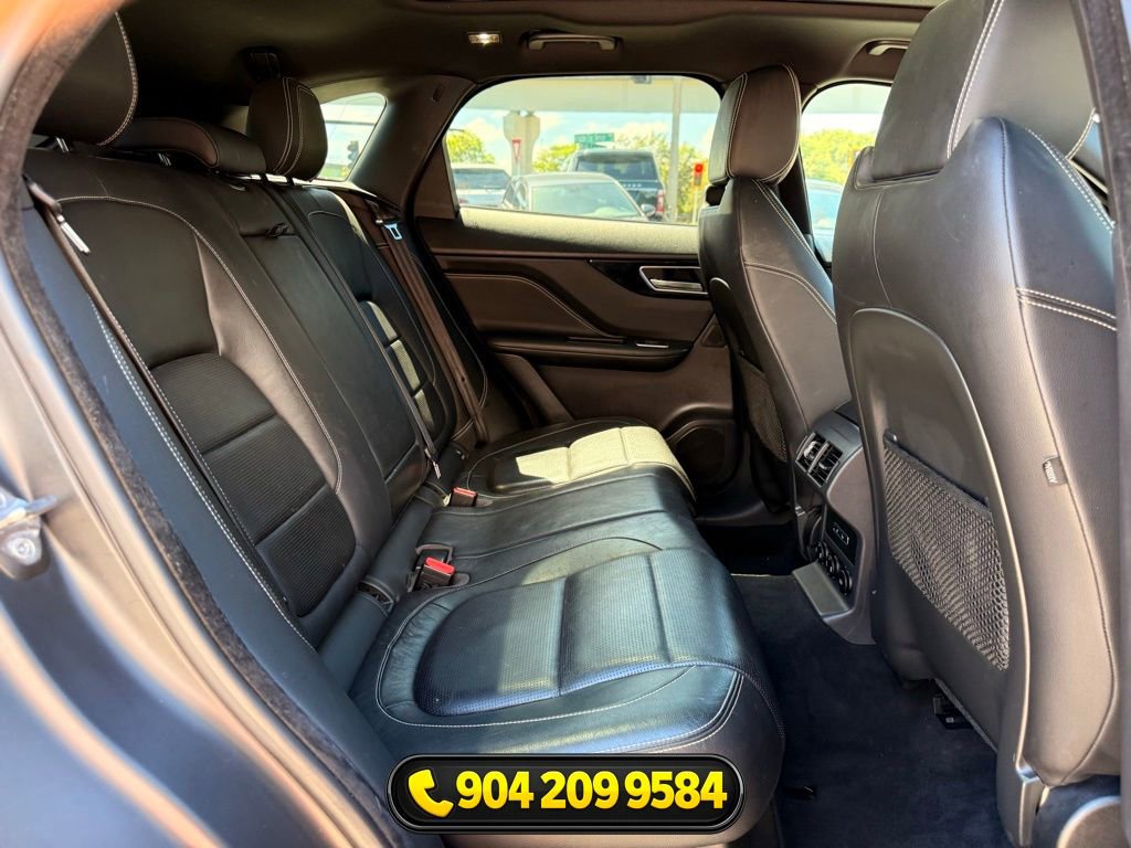 Used 2017 Jaguar F-PACE R-Sport image 35