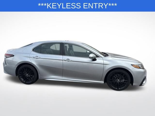 Used 2023 Toyota Camry XSE image 7