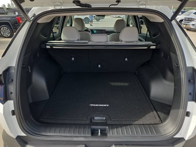 Used 2025 Hyundai Tucson SEL FWD image 15