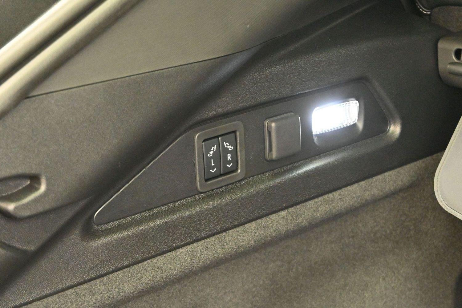 New 2027 Cadillac Lyriq Signature Sport AWD/4WD image 10