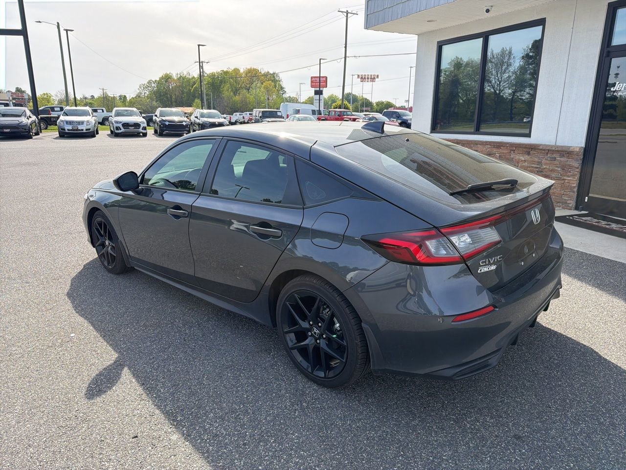 Used 2025 Honda Civic Sport image 6