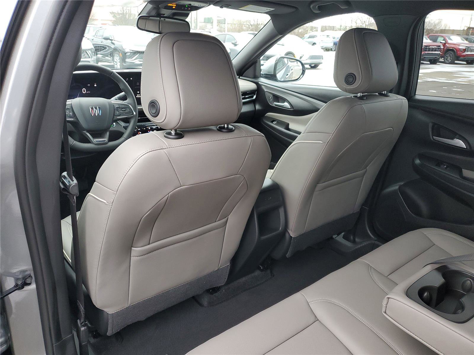 New 2026 Buick Envista Avenir image 12