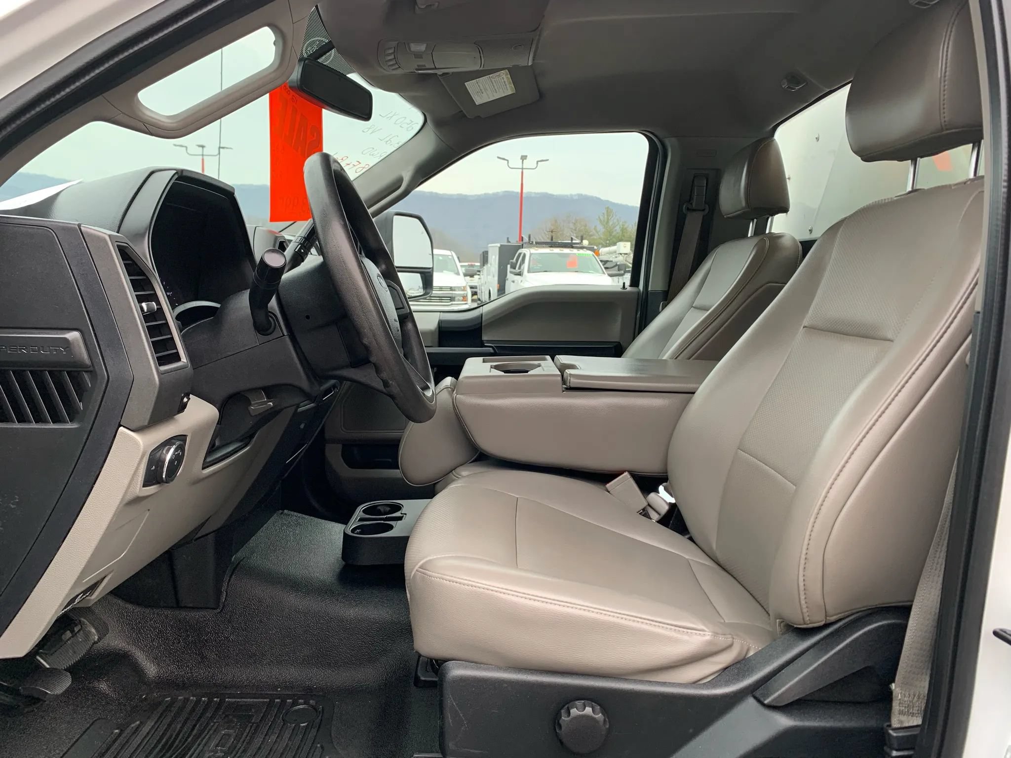 Used 2019 Ford F250 XL w/ Power Equipment Group RWD image 9