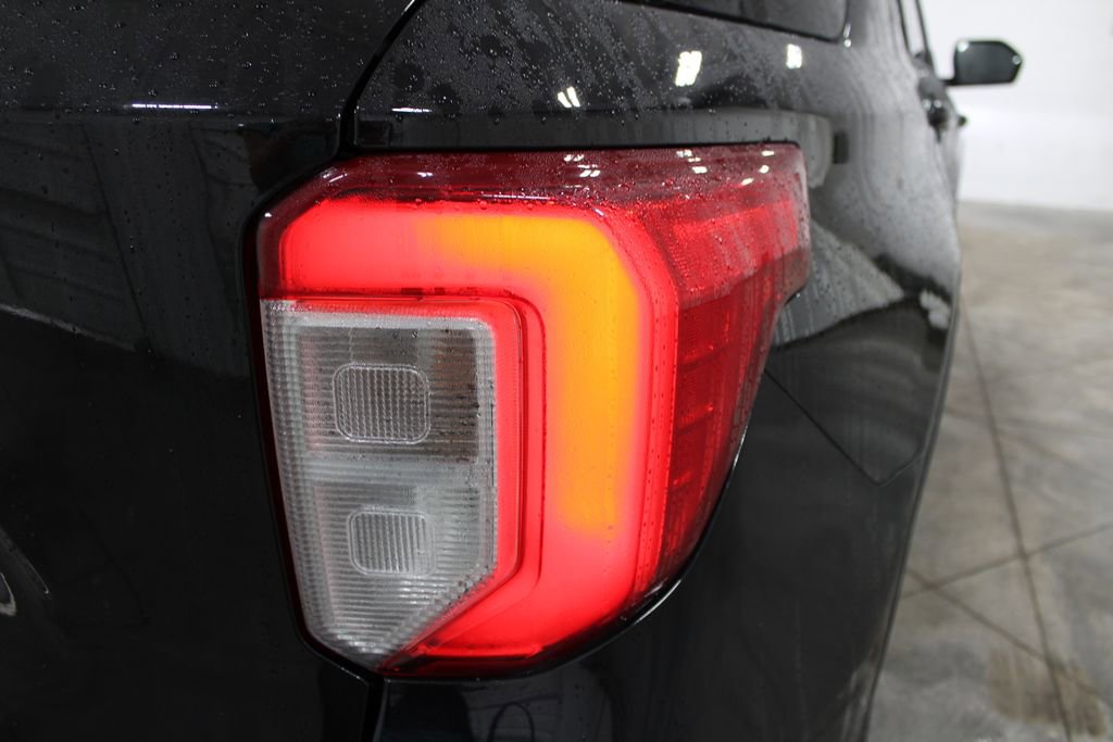 Used 2023 Ford Explorer Limited image 27