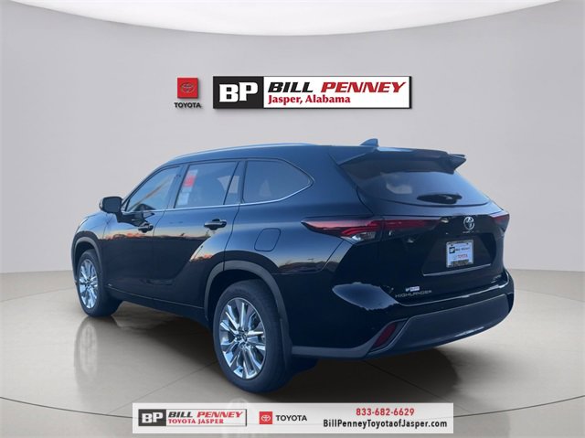 New 2026 Toyota Highlander Limited image 3