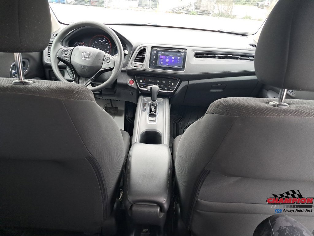 Used 2017 Honda HR-V EX image 19