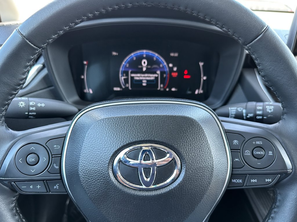 Used 2026 Toyota Corolla Cross LE w/ Moonroof Package FWD image 21