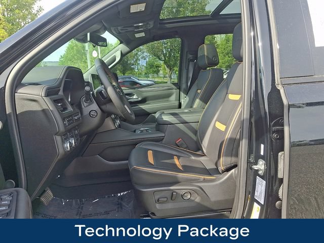 Used 2024 GMC Yukon AT4 w/ AT4 Premium Plus Package AWD/4WD image 2