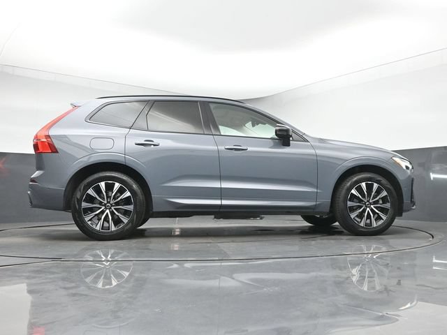Used 2024 Volvo XC60 B5 Plus w/ Protection Package Premier AWD/4WD image 41