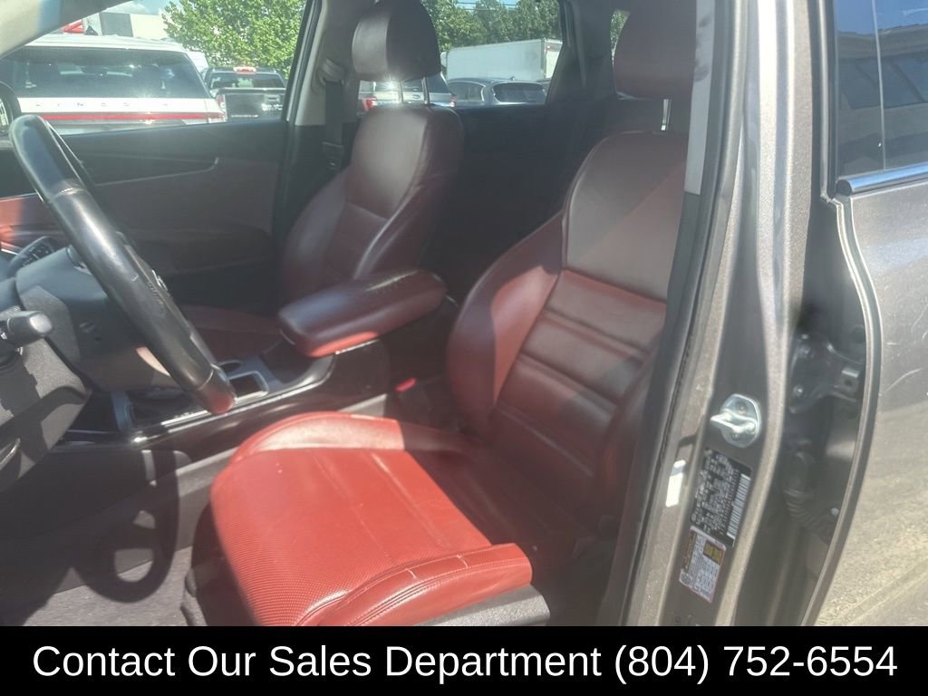 Used 2018 Kia Sorento SX image 14