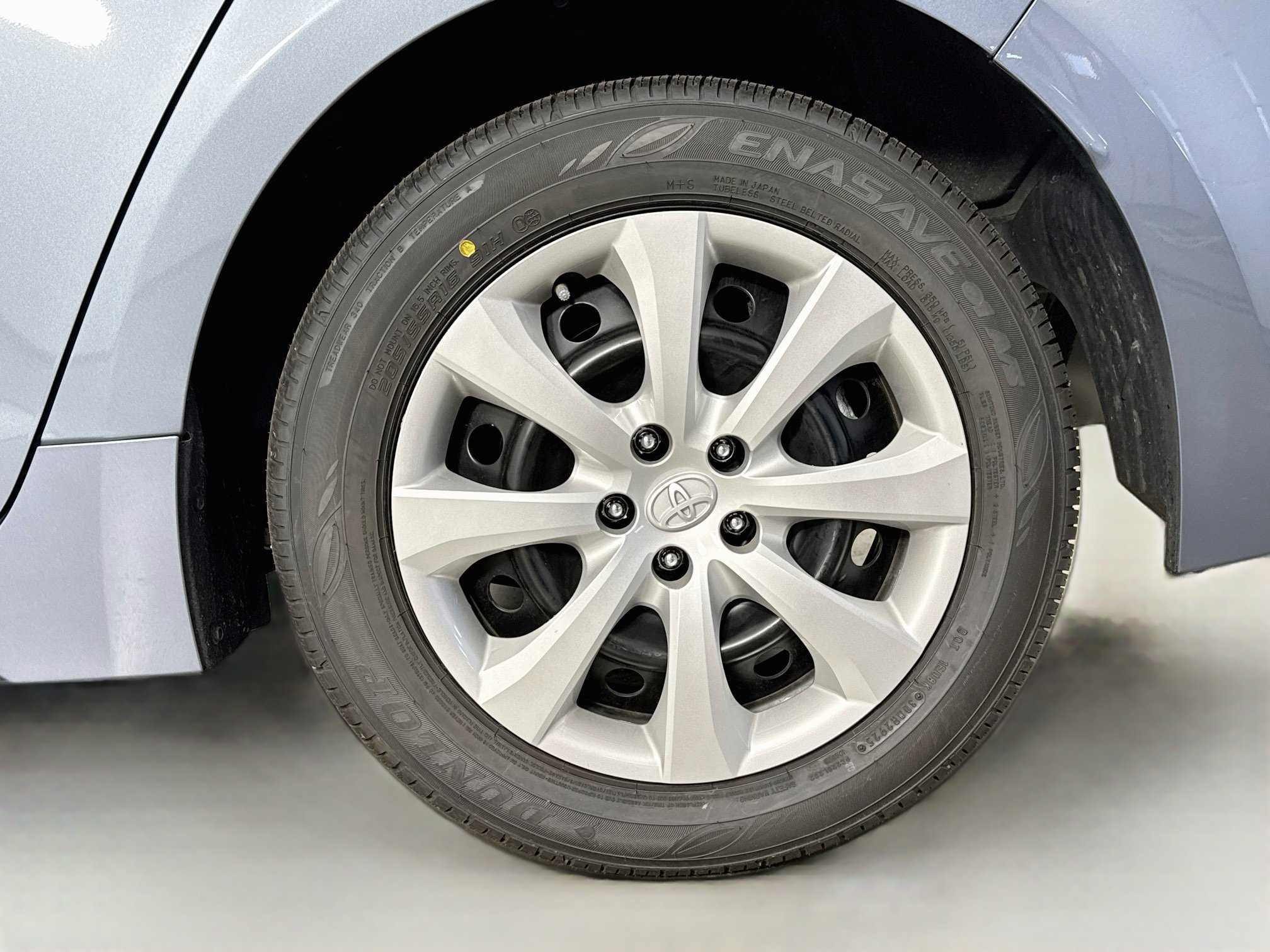 Certified 2026 Toyota Corolla LE FWD image 29