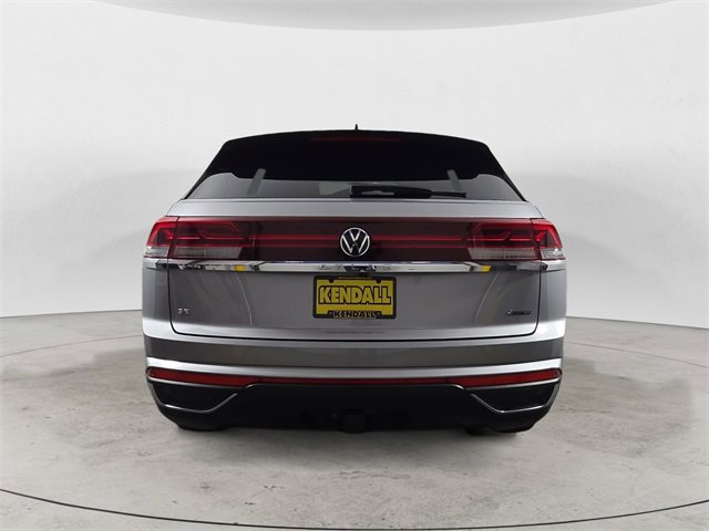 Used 2024 Volkswagen Atlas Cross Sport SE image 4