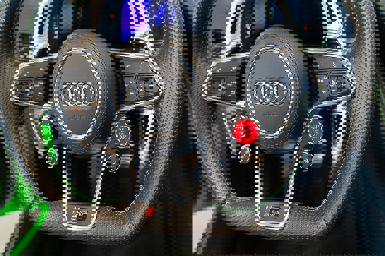 Used 2018 Audi R8 V10 plus image 6