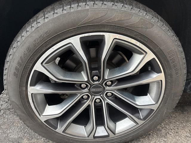 Used 2024 Jeep Grand Wagoneer Series III w/ Rear Seat Video Group 1 image 33