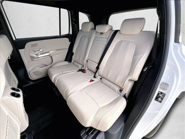 New 2026 Mercedes-Benz GLB 250 image 12