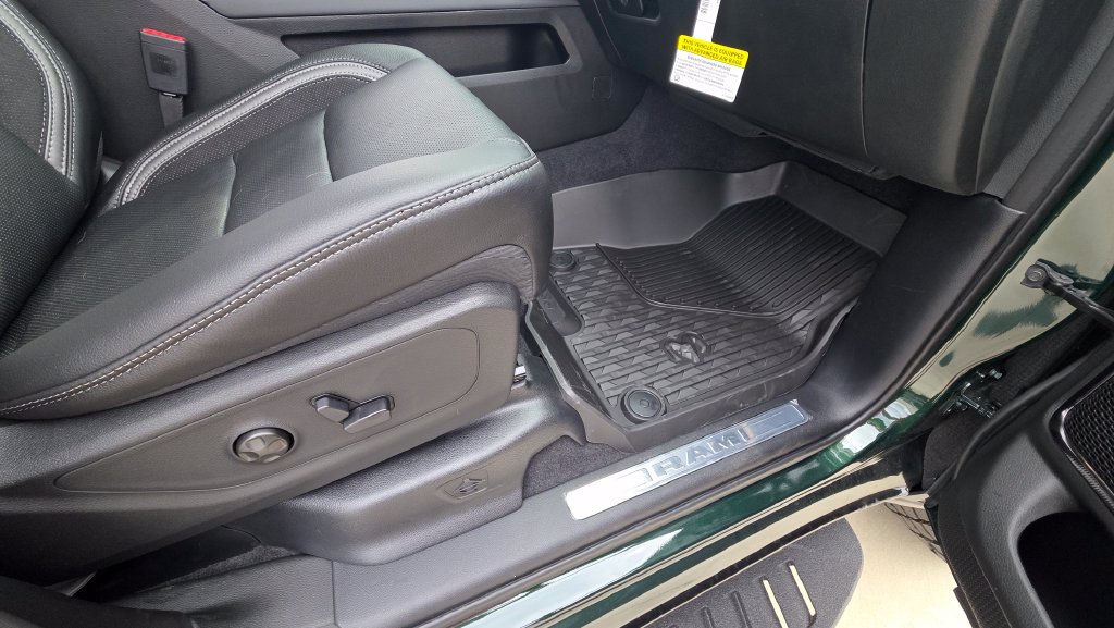 New 2026 RAM 1500 RHO AWD/4WD image 14