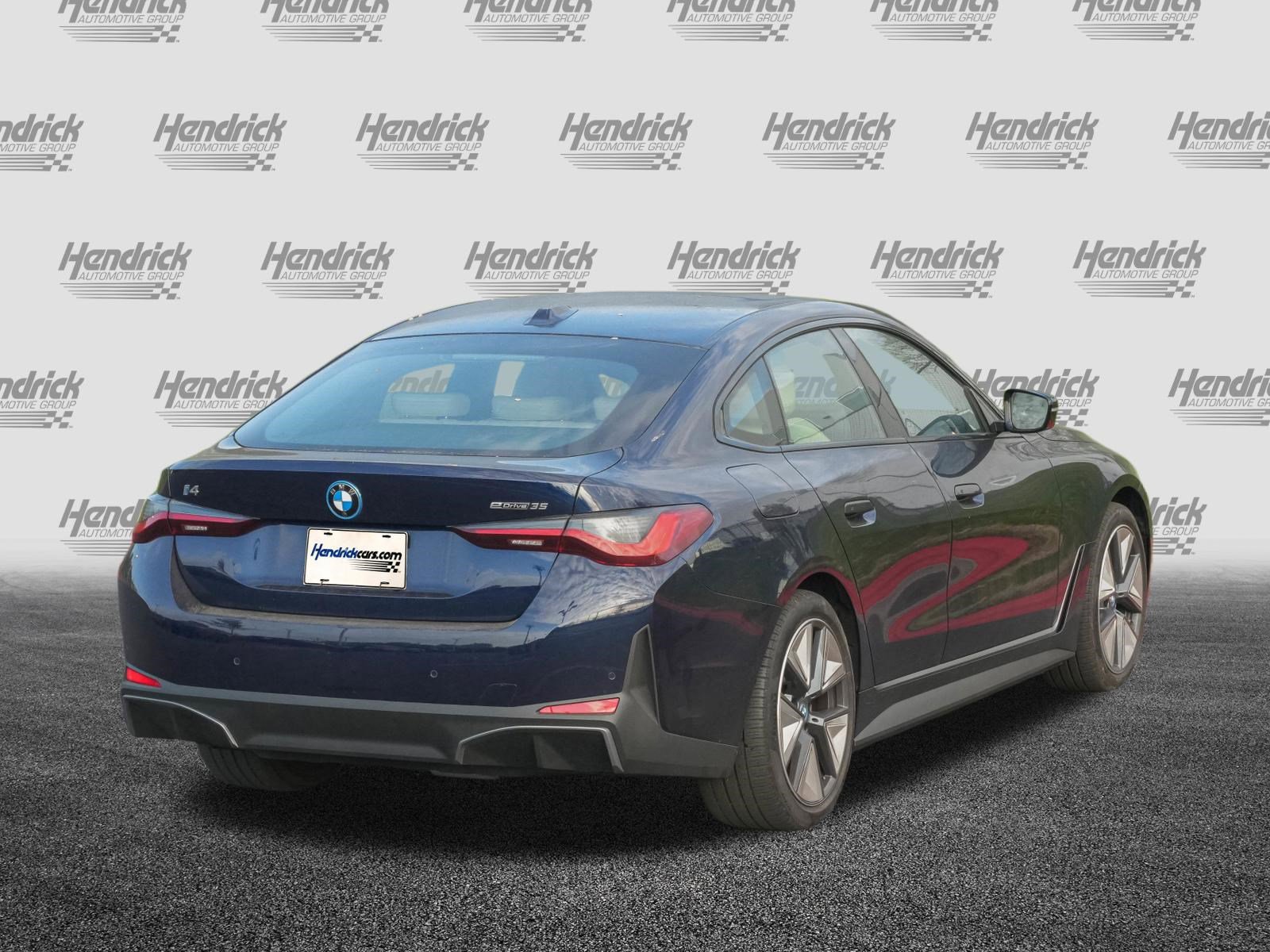 Used 2023 BMW i4 eDrive35 image 9