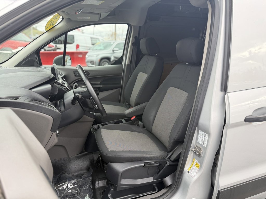 Used 2020 Ford Transit Connect XL image 11