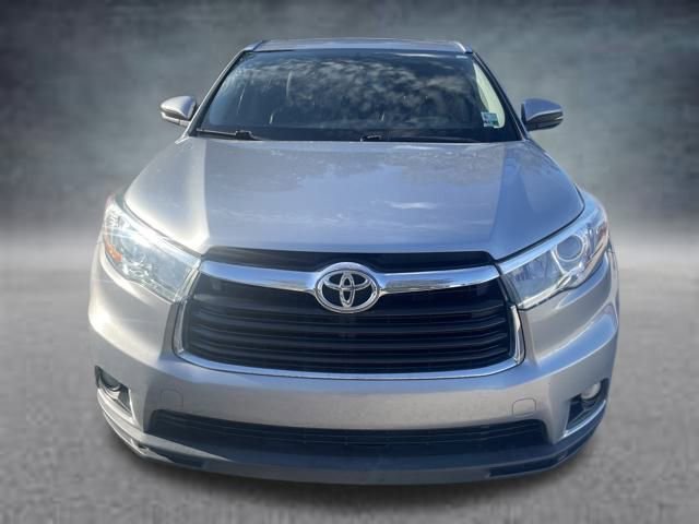 Used 2015 Toyota Highlander XLE image 8