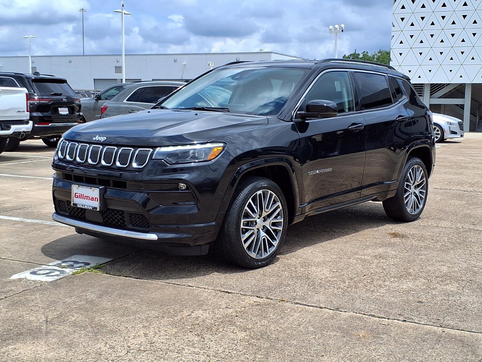 Used 2022 Jeep Compass Limited w/ Elite Group AWD/4WD image 24