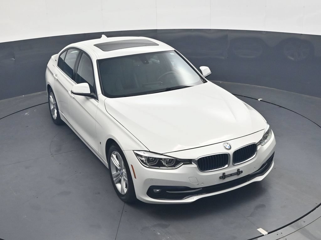 Used 2018 BMW 330e RWD image 25