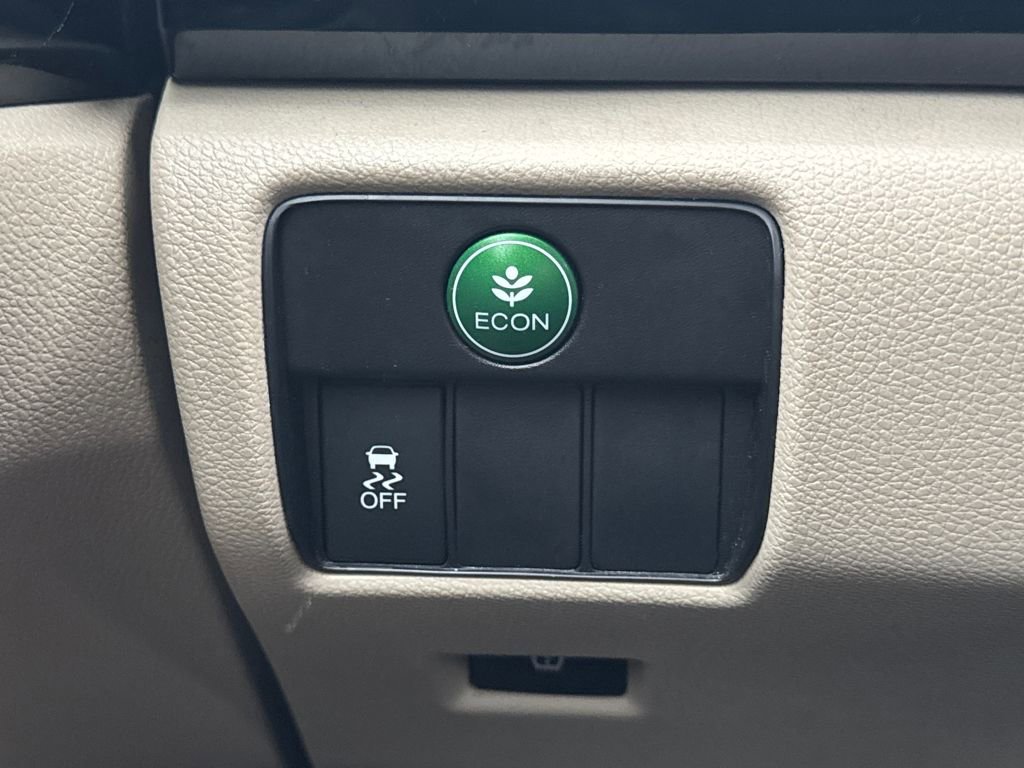 Used 2016 Honda Accord LX image 30