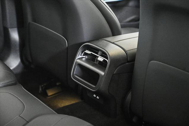 Used 2025 Mercedes-Benz E 350 4MATIC Sedan w/ Driver Assistance Package image 19