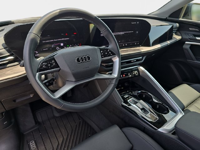 Used 2025 Audi Q5 Premium Plus w/ Premium Plus AWD/4WD image 19