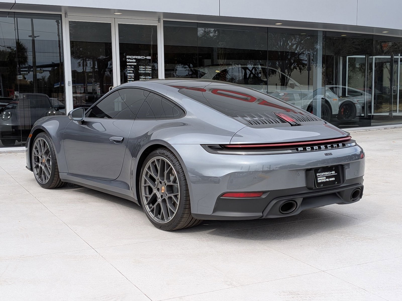 Certified 2025 Porsche 911 Carrera image 3