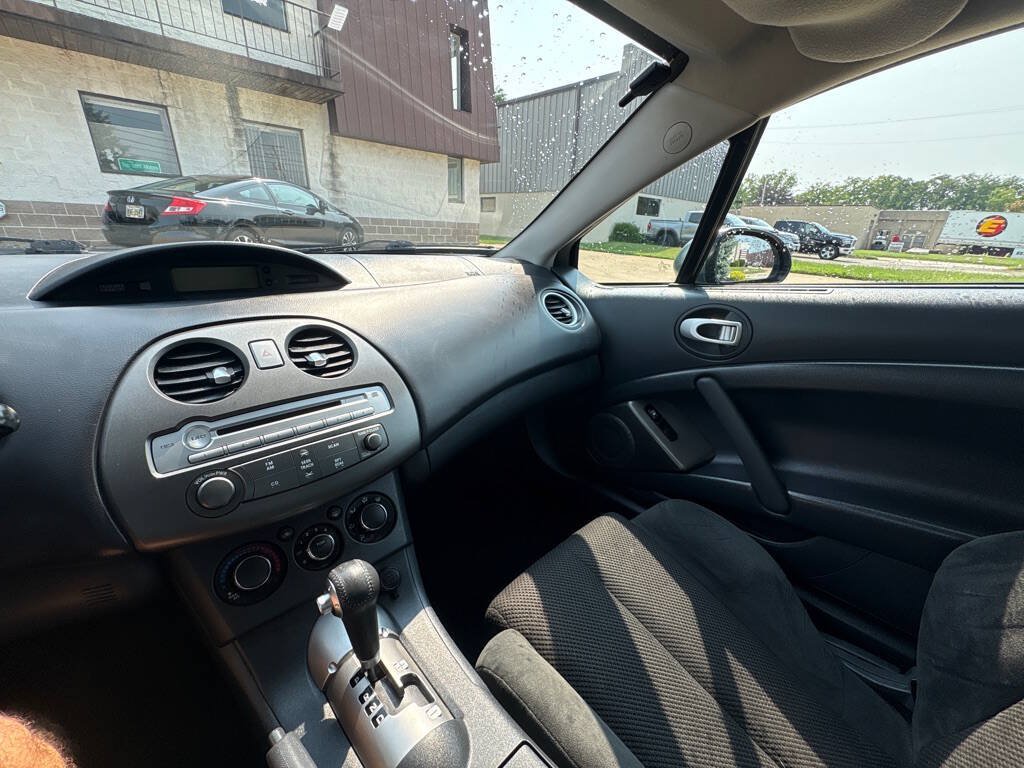 Used 2008 Mitsubishi Eclipse GS FWD image 15