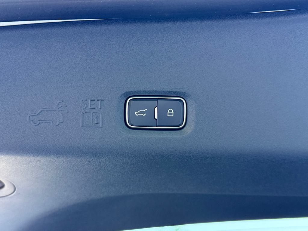 New 2027 Lincoln Navigator L Black Label w/ Black Label Special Edition AWD/4WD image 15