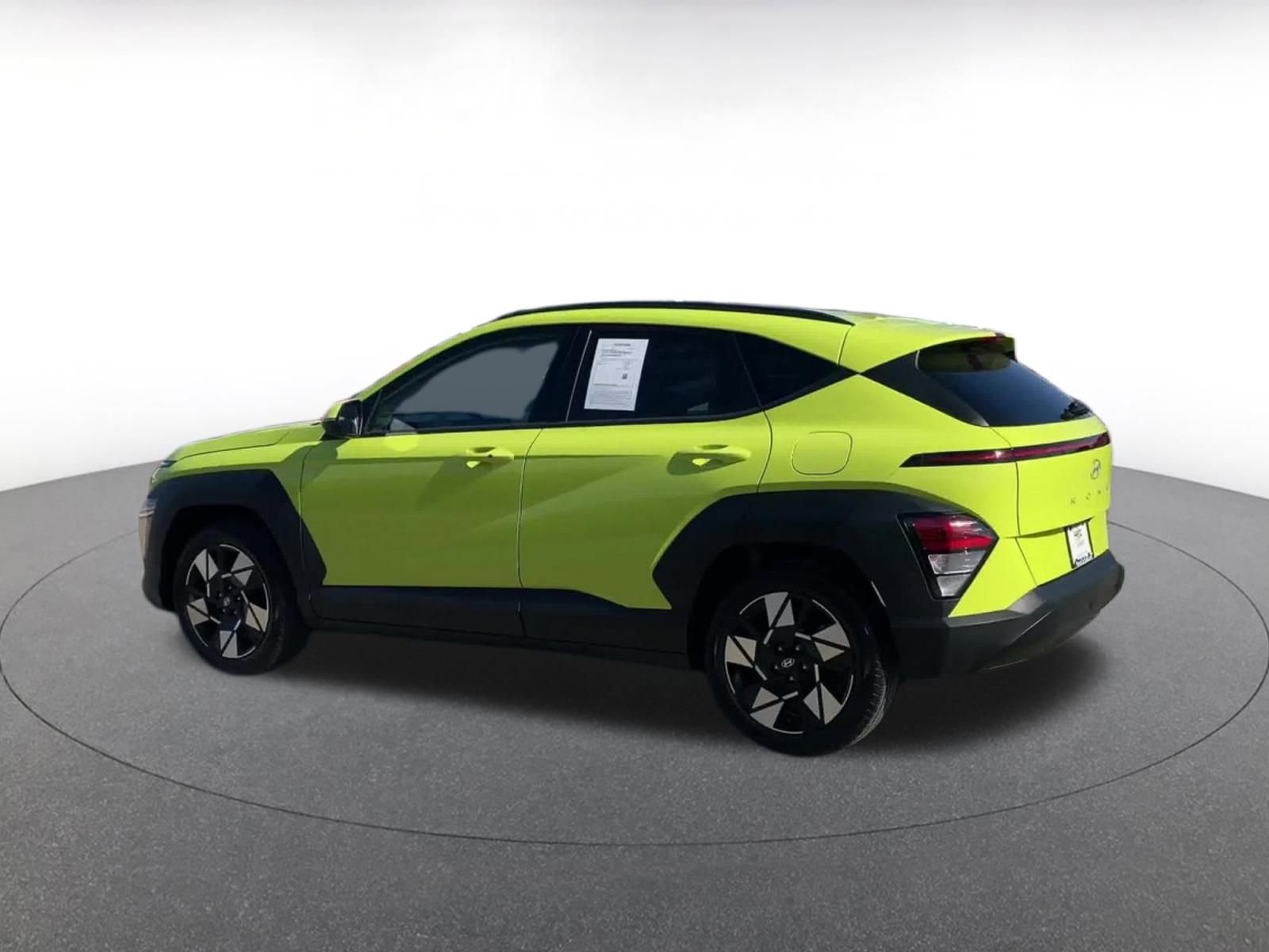 Used 2025 Hyundai Kona SEL image 10