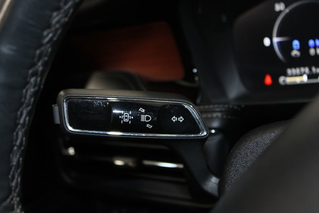 Used 2022 Lincoln Corsair Grand Touring image 38