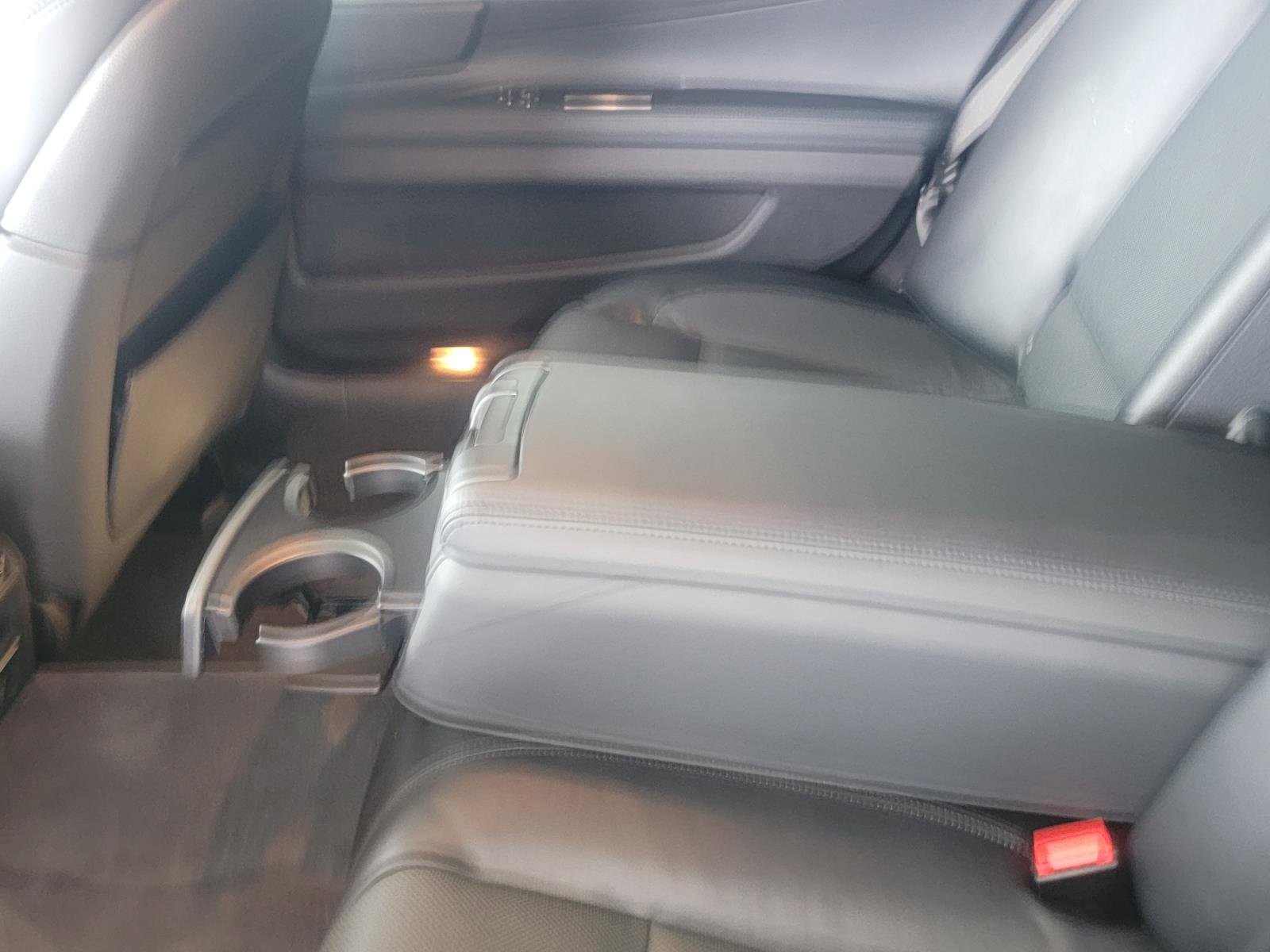 Used 2014 BMW 750Li xDrive AWD/4WD image 28