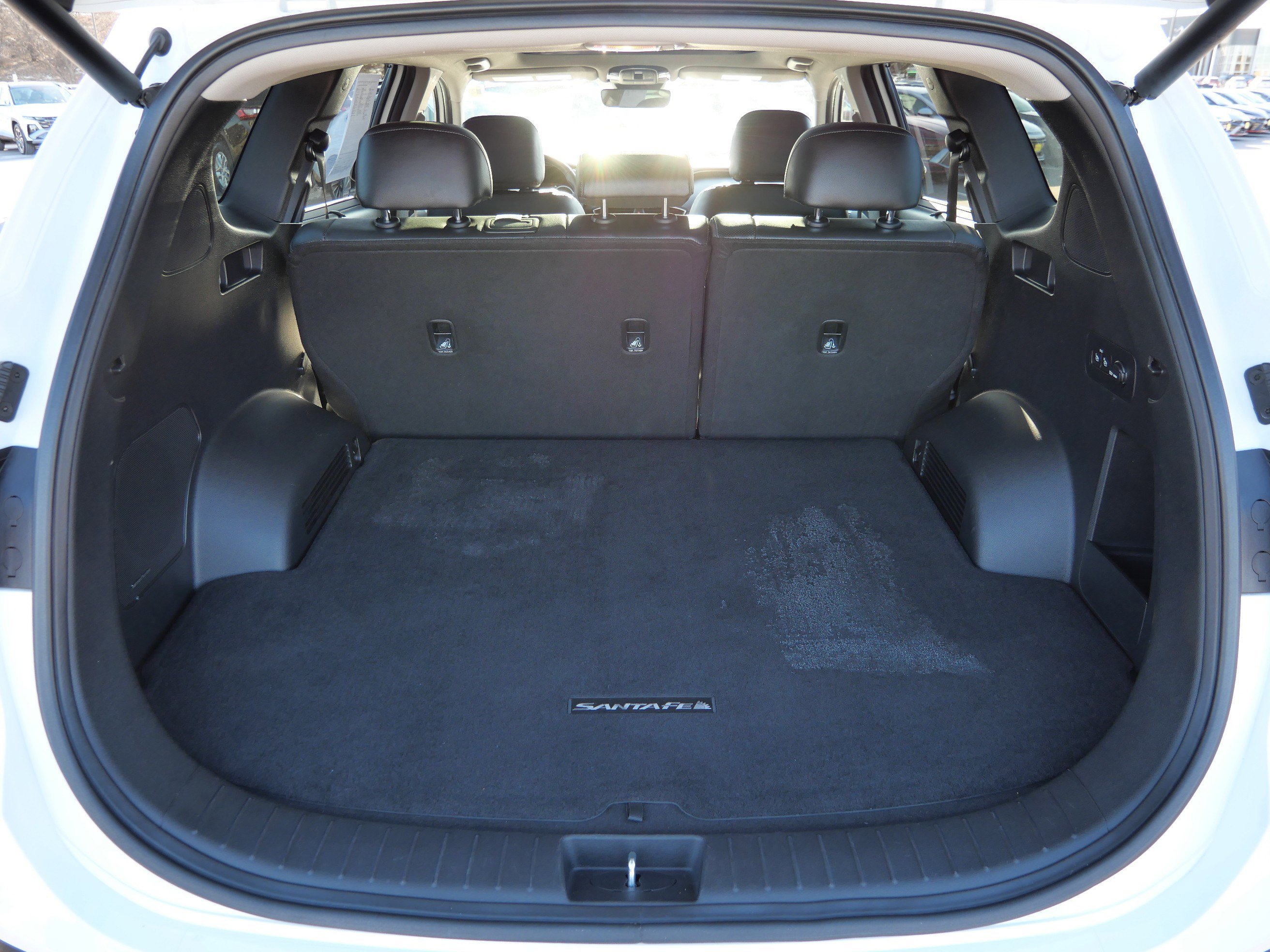 Certified 2023 Hyundai Santa Fe SEL w/ Premium Package image 18