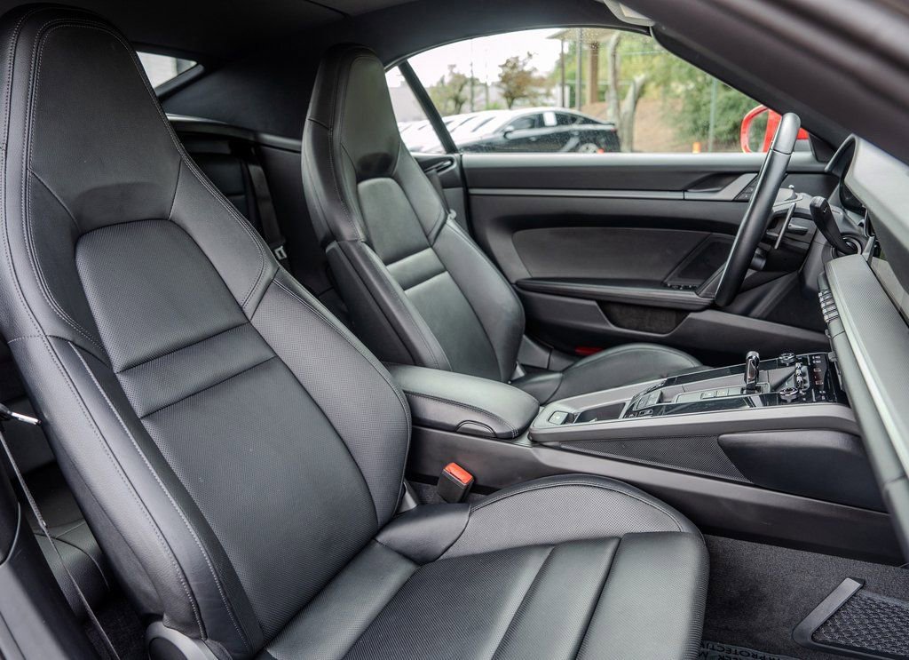 Used 2024 Porsche 911 Carrera image 20