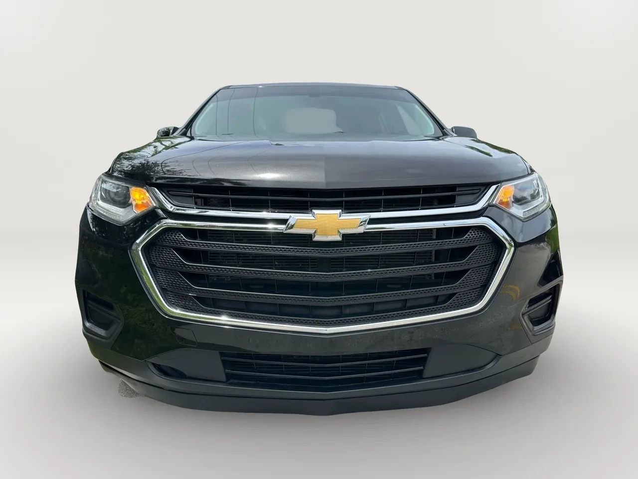 Used 2020 Chevrolet Traverse LS image 1