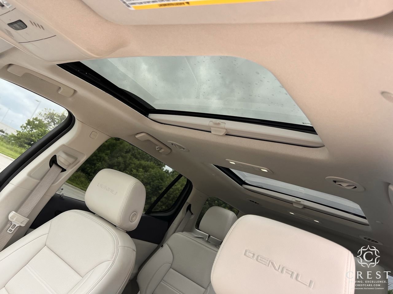 Used 2023 GMC Acadia Denali w/ Denali Ultimate Package image 22